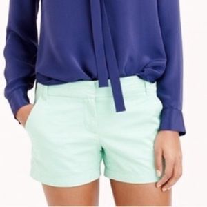 J. Crew Chino shorts size 4 5"inseam mint